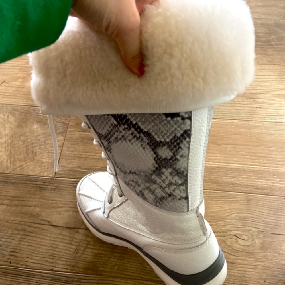 UGG Australia Limited Edition Snow Boots